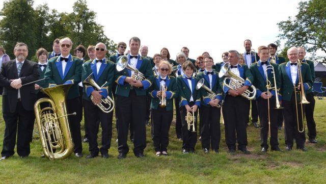 Band at Trentham 2015